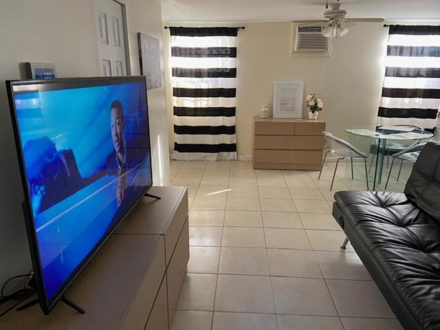 Private Room Near Miami Airport - Free Parking - 01 Exterior foto